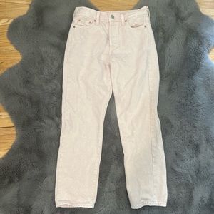 Levi’s Wedgie Straight light pink jeans.